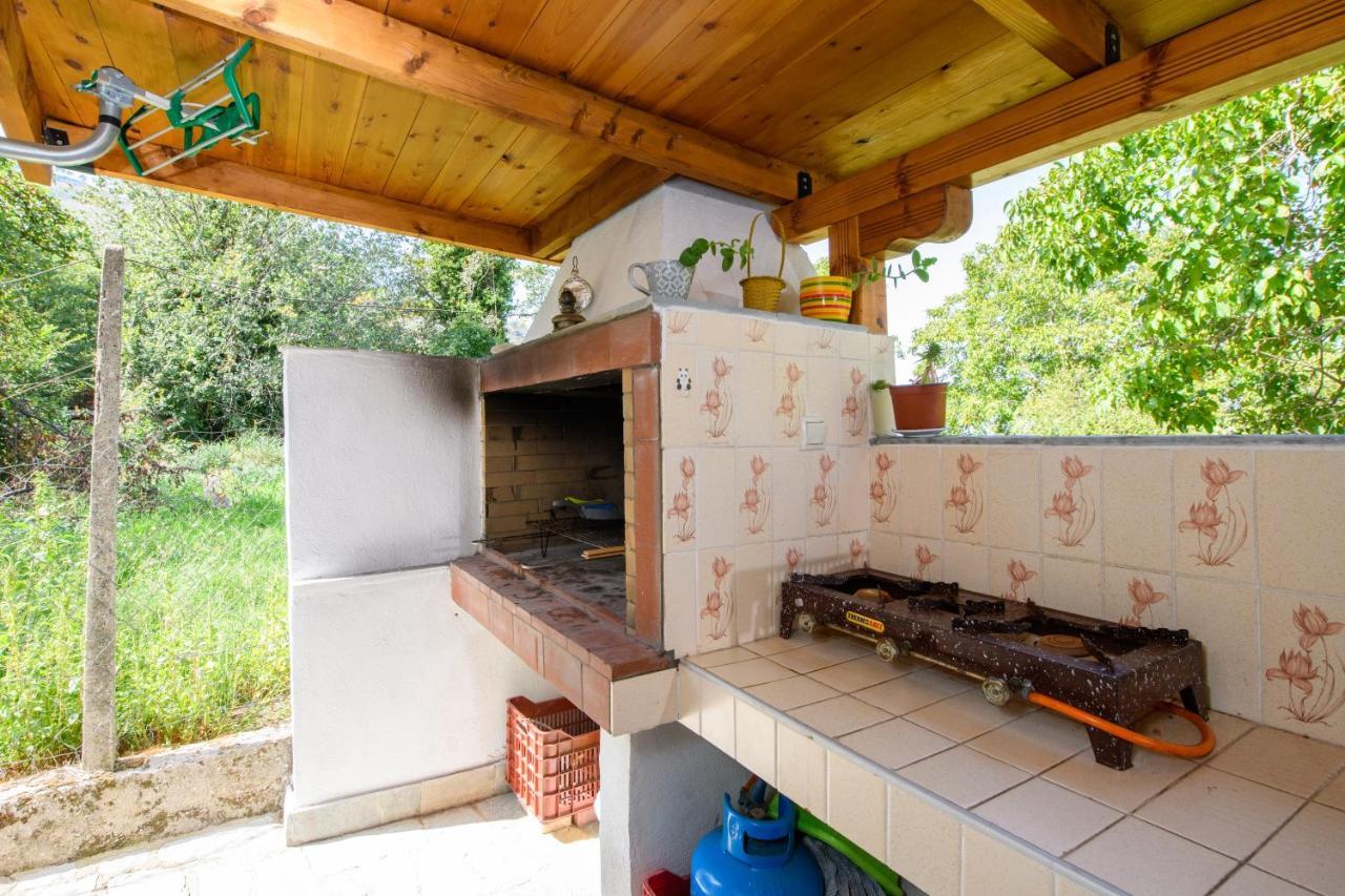 Villa Suzana Mikrós Prínos Exterior foto